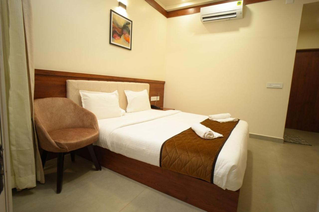 Hotel Royalton Residency Mundakāyam Exterior foto