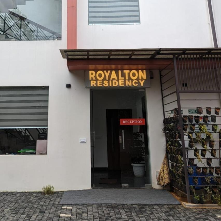 Hotel Royalton Residency Mundakāyam Exterior foto
