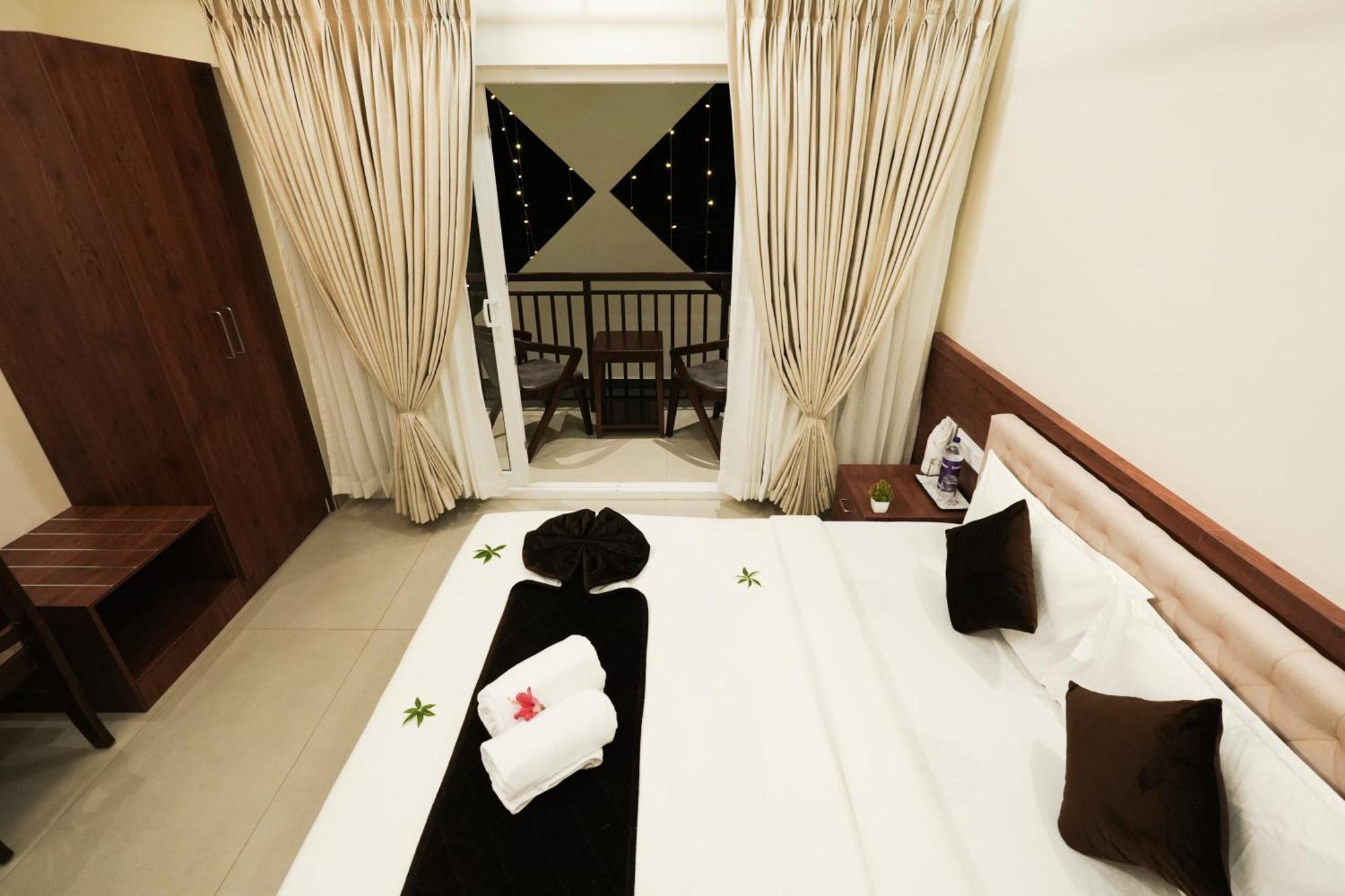 Hotel Royalton Residency Mundakāyam Exterior foto